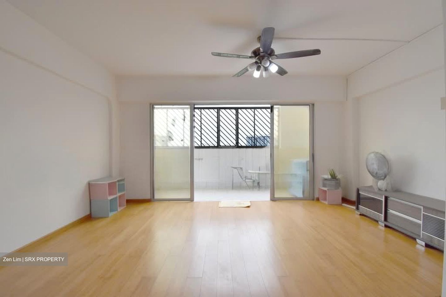 Blk 705 Hougang Avenue 2 (Hougang), HDB Executive #581972581